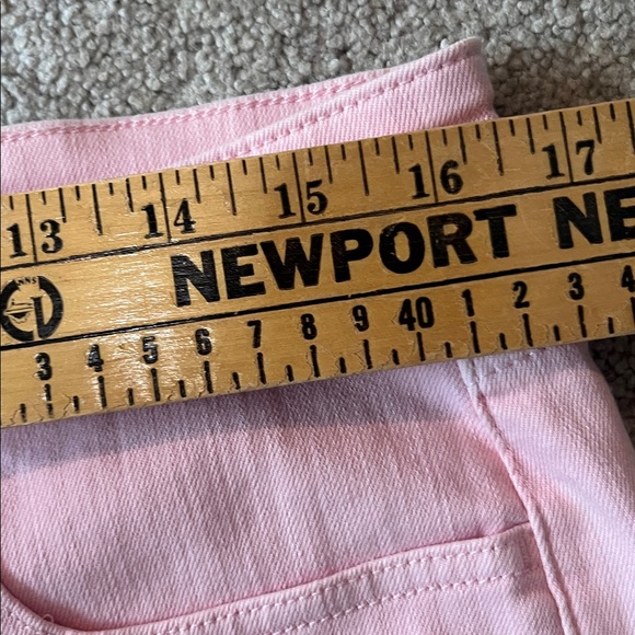 Vineyard Vines Pink Jean Shorts Raw Hem Size 28 - Picture 7 of 7
